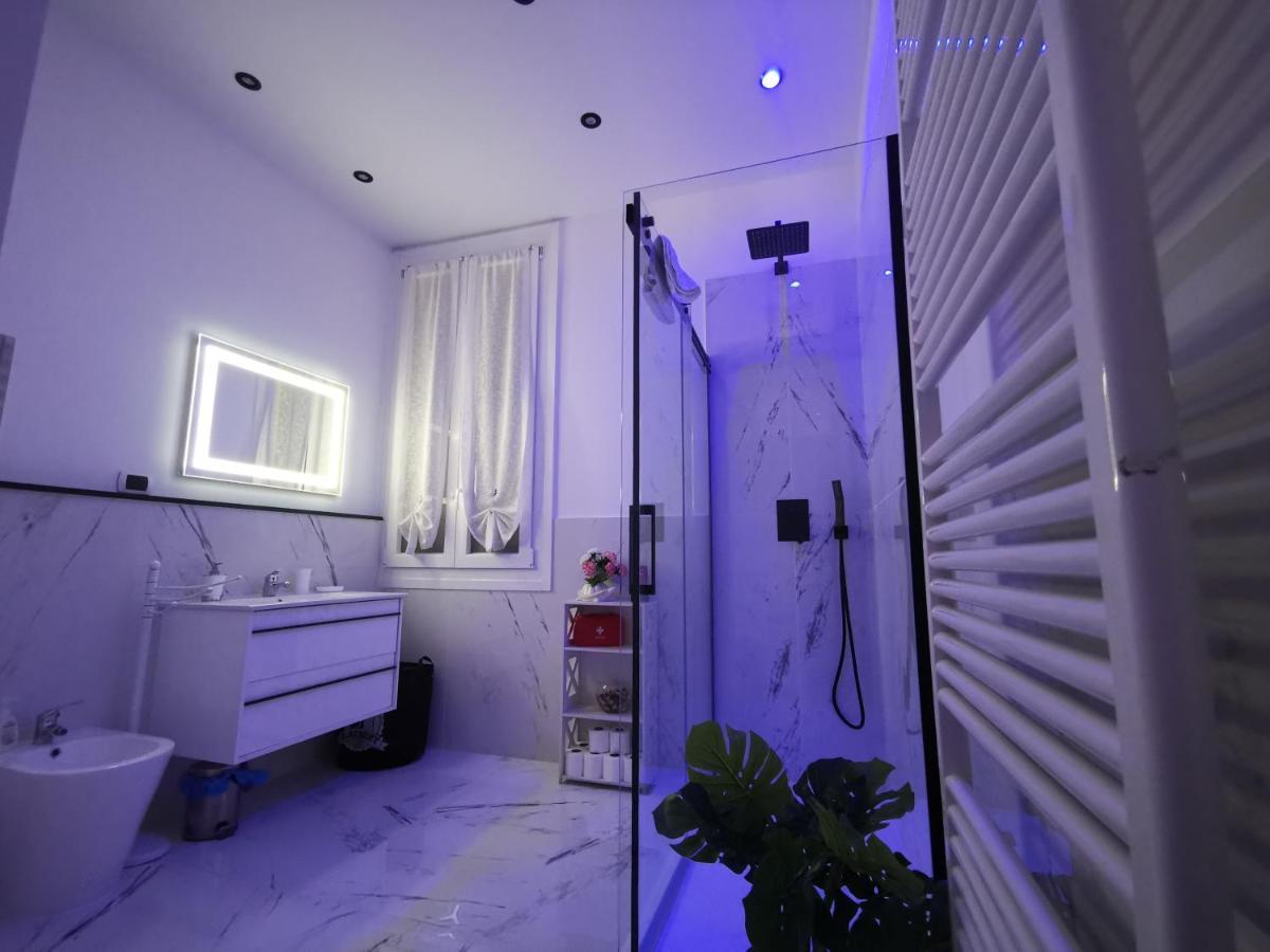 Homeholidaysanremo - Palace Εξωτερικό φωτογραφία
