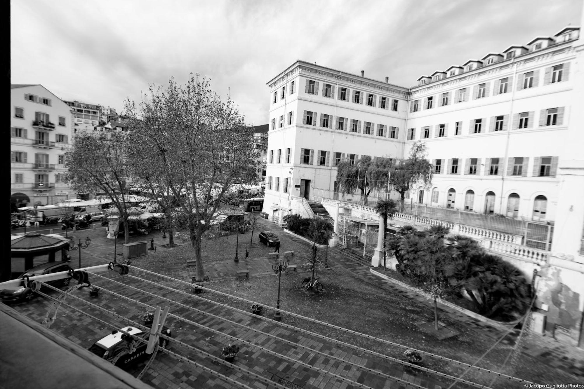 Homeholidaysanremo - Palace Εξωτερικό φωτογραφία